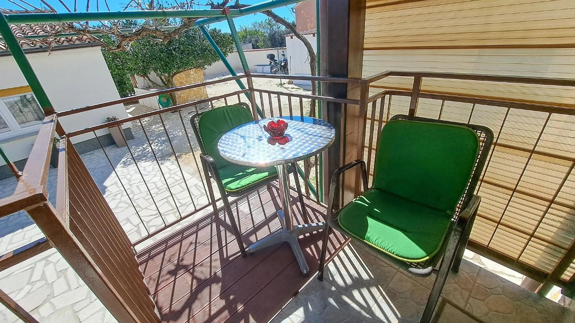 Gorgeous Apartment In Medulin With Kitchen